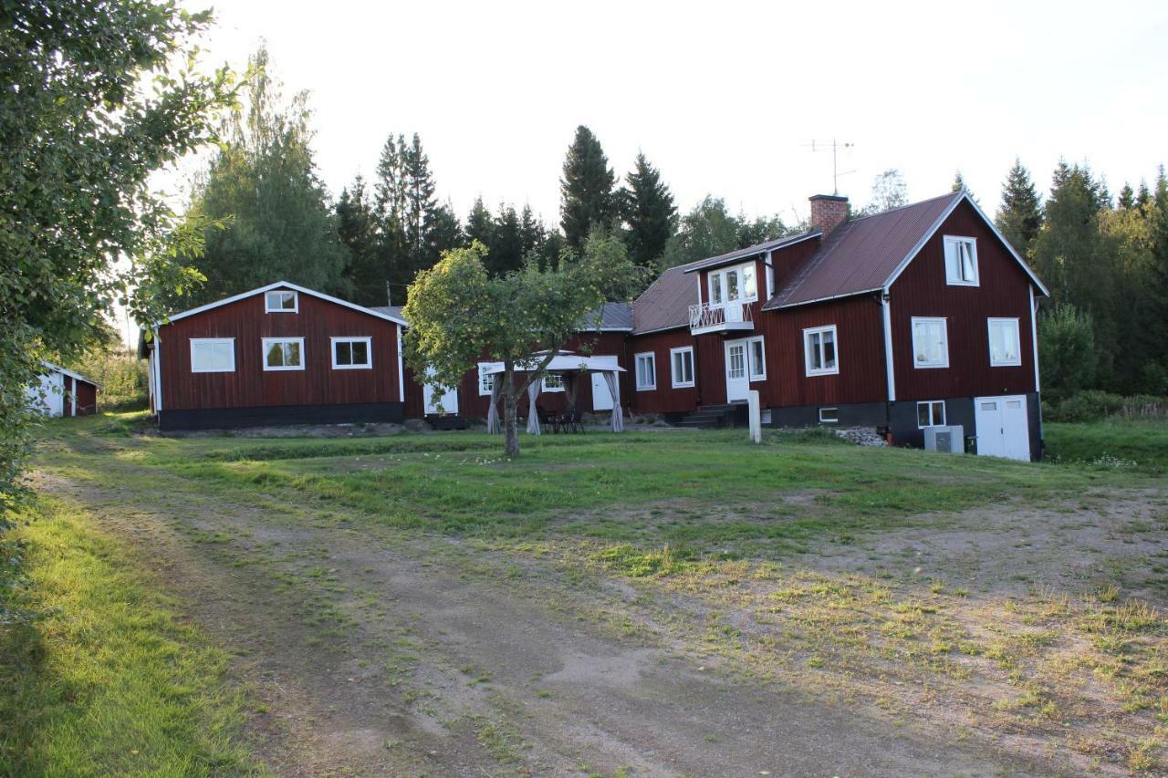 Fiberhusets Retreat: High-Speed Haven Near Hudiksvall Villa Exterior photo