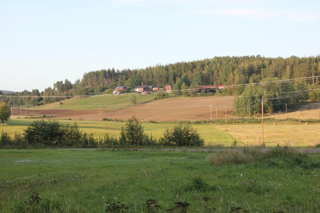 Fiberhusets Retreat: High-Speed Haven Near Hudiksvall Villa Exterior photo